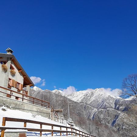 Casa All'Alpe Gaggetto B & B Anzino Exterior photo
