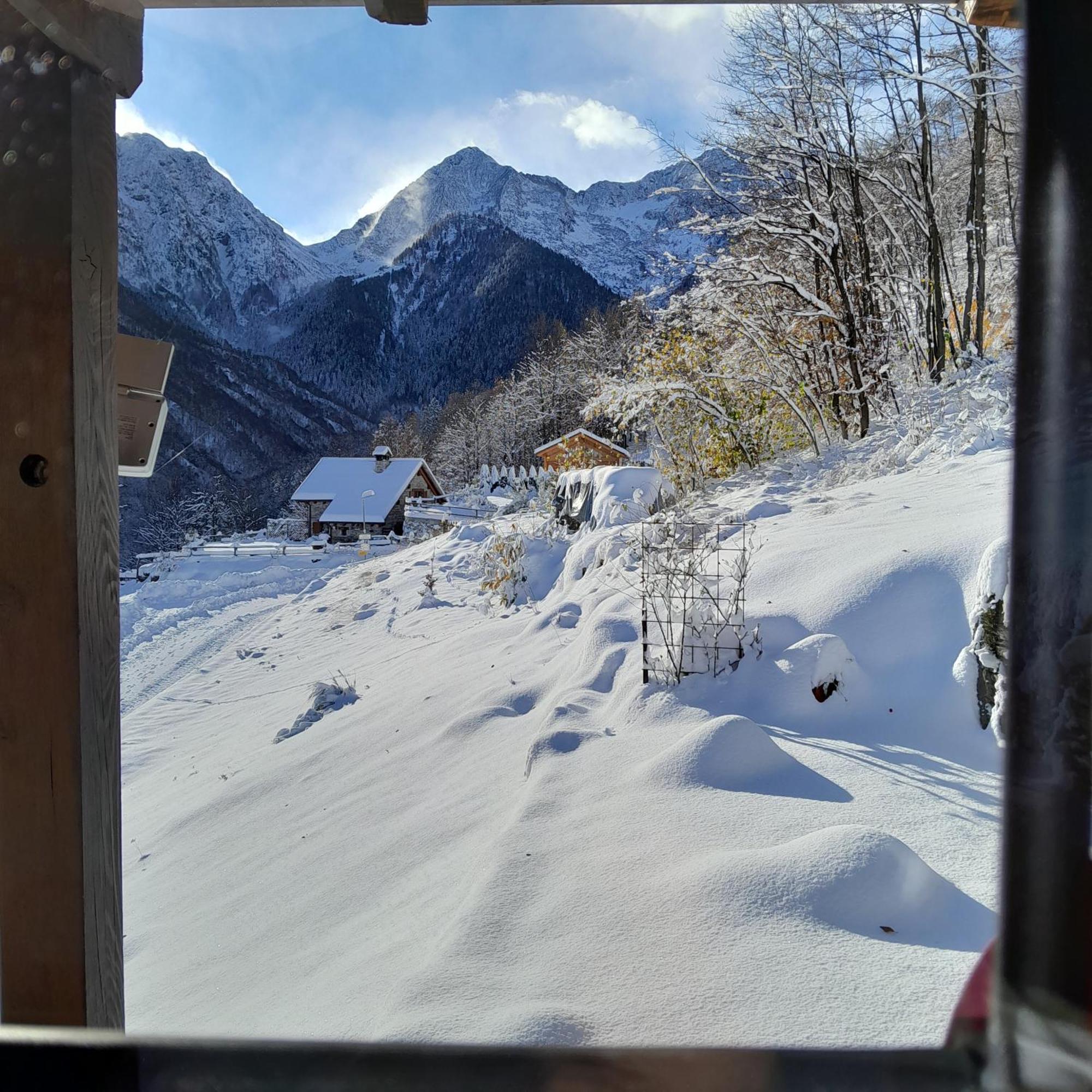 Casa All'Alpe Gaggetto B & B Anzino Exterior photo